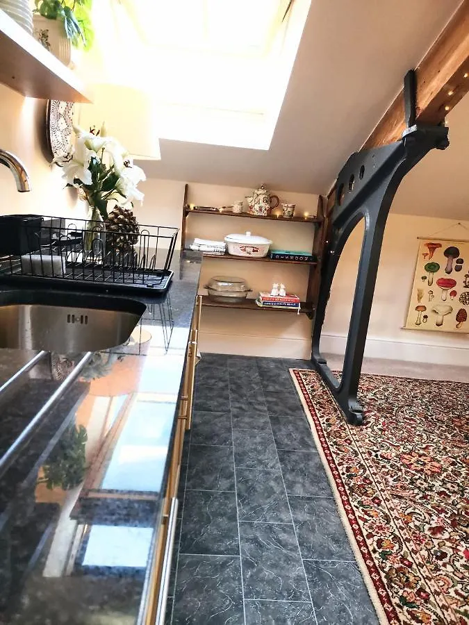 Luxury Spacious Penthouse Apartment Luddendenfoot United Kingdom